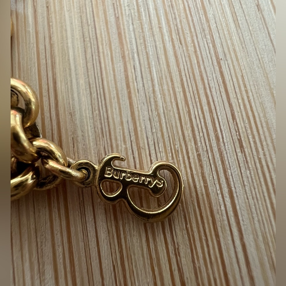 Vintage Burberry Necklace Pendant Pearl Enhancer with Chain Green Enamel Gold - Picture 6 of 13